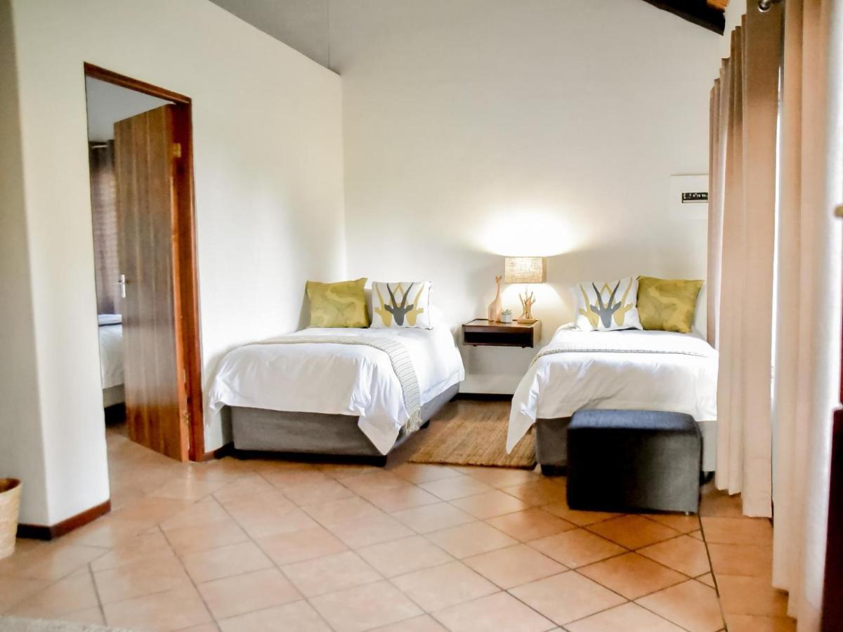 Unyati Safari Lodge Hectorspruit Bagian luar foto