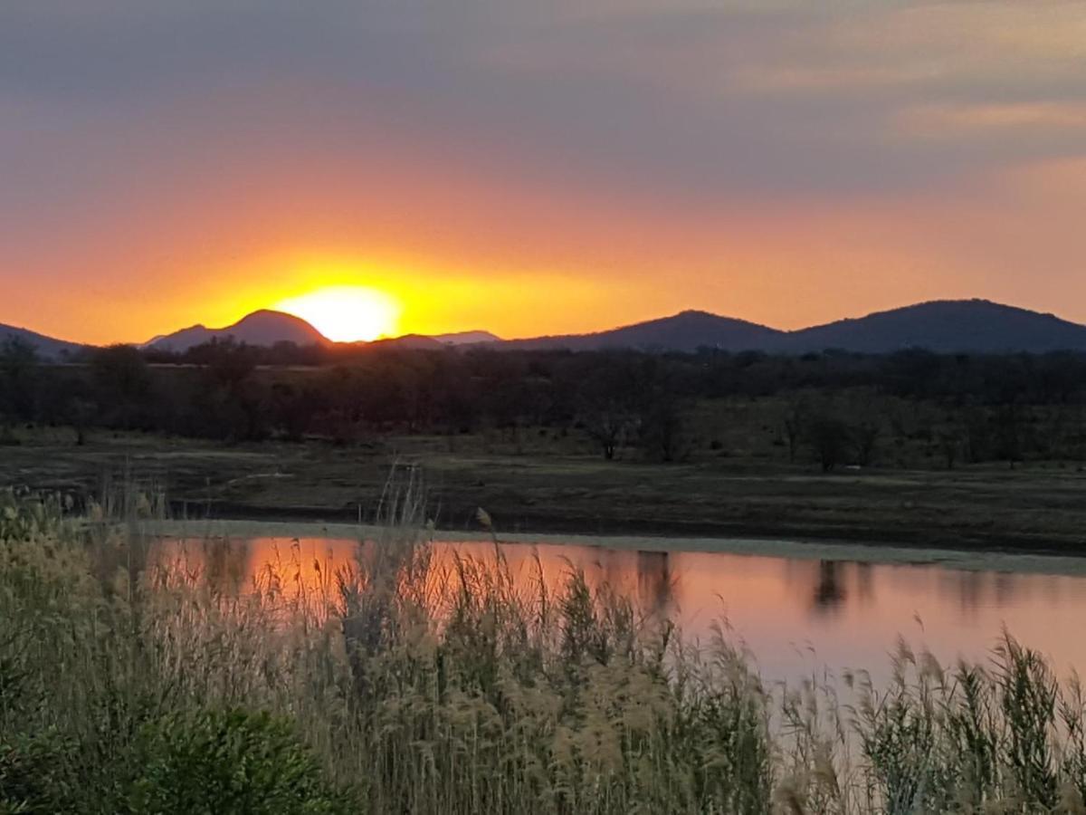 Unyati Safari Lodge Hectorspruit Bagian luar foto