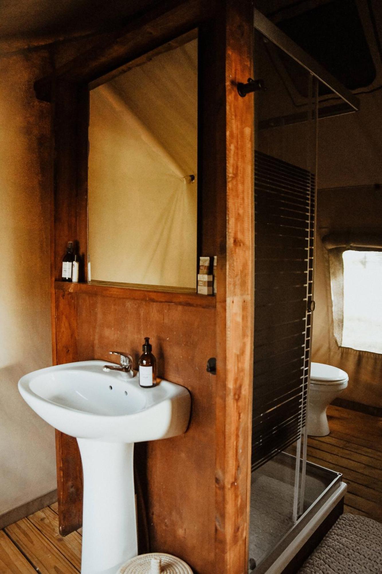 Unyati Safari Lodge Hectorspruit Bagian luar foto